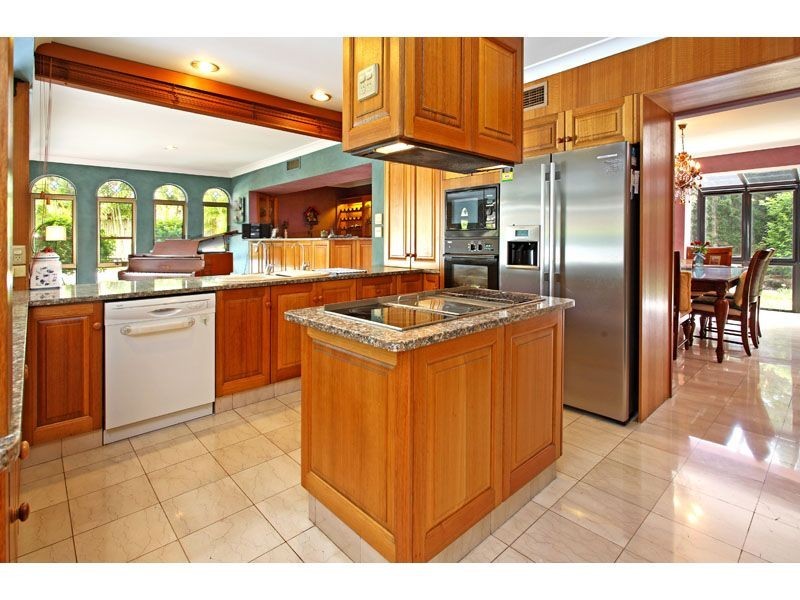 115 Garie St, Wishart QLD 4122