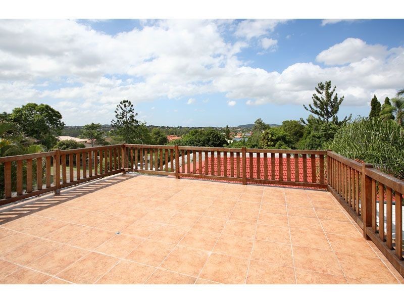 115 Garie St, Wishart QLD 4122