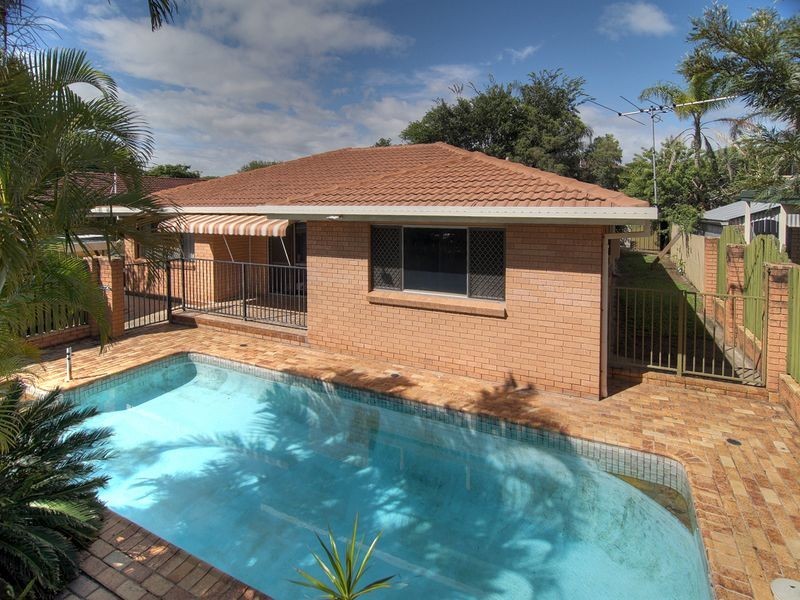 4 Vinca Street, Runcorn QLD 4113