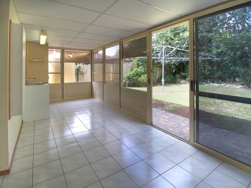 4 Vinca Street, Runcorn QLD 4113