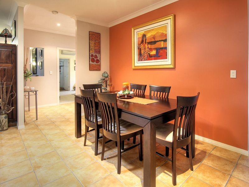 5 Regal Pl, Eight Mile Plains QLD 4113