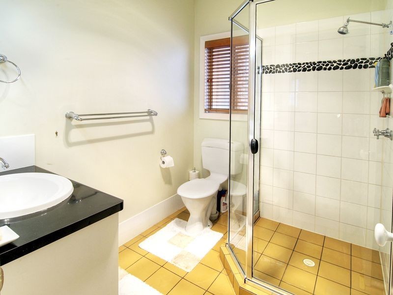 5 Regal Pl, Eight Mile Plains QLD 4113