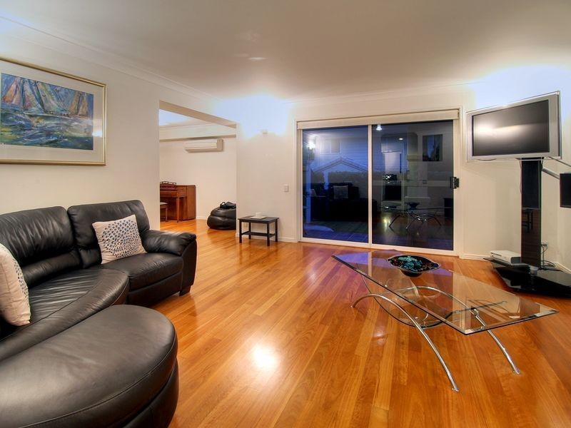 19 Magnolia Street, Stretton QLD 4116