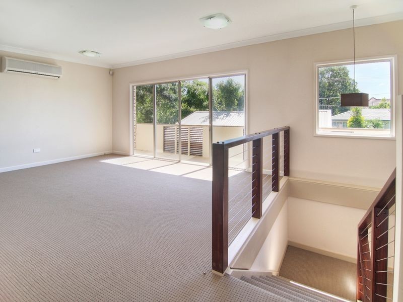 12 Parkway St, Macgregor QLD 4109