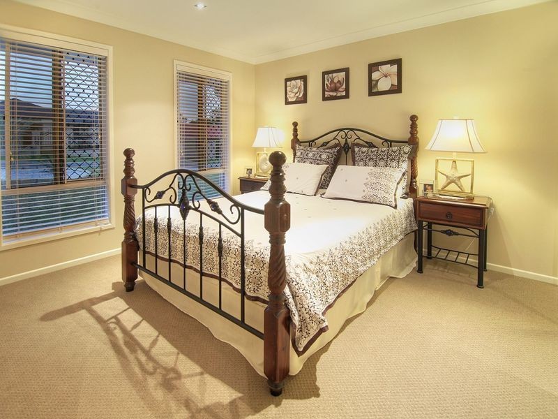 15 Stratus Pl, Calamvale QLD 4116