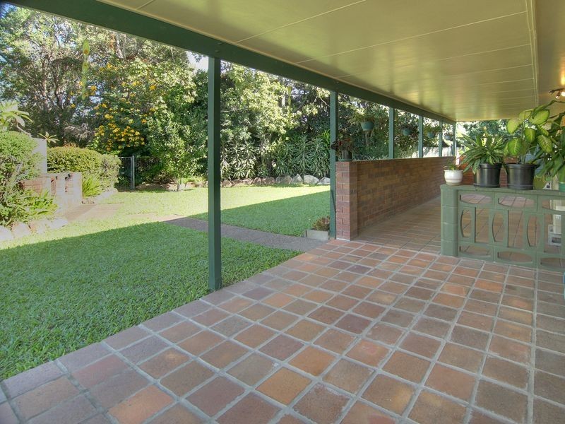 17 Bluegum Street, Macgregor QLD 4109