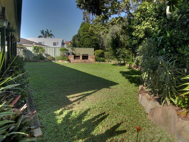 17 Bluegum Street, Macgregor QLD 4109