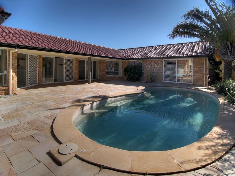 4 Hillburn Street, Runcorn QLD 4113