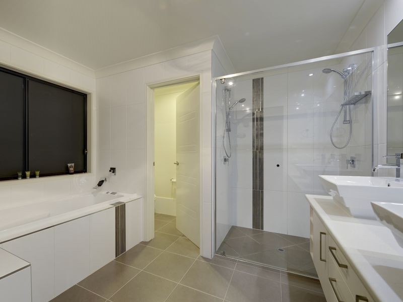 1 Rutherglen Crescent, Calamvale QLD 4116