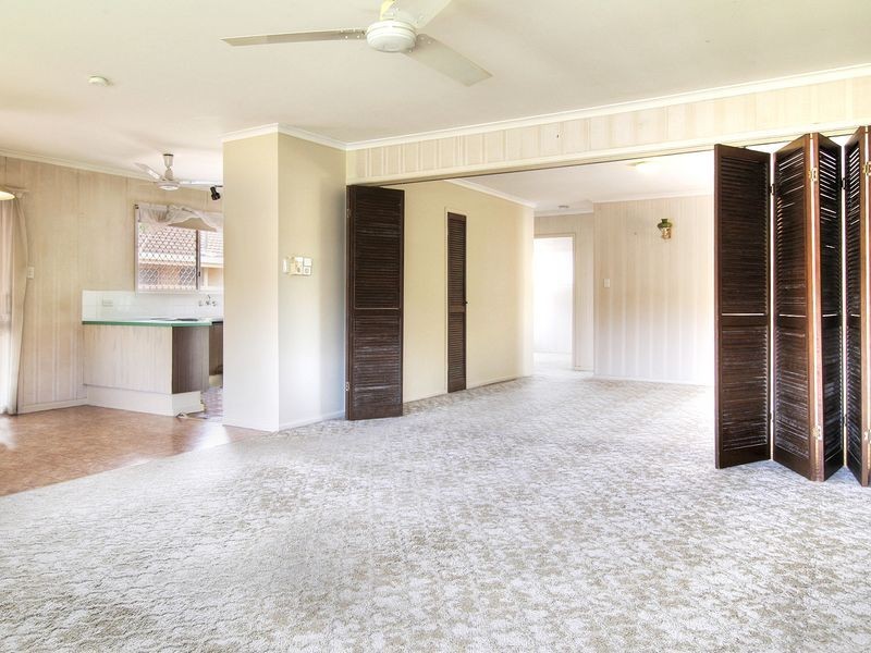 6 Devonlea Street, Eight Mile Plains QLD 4113