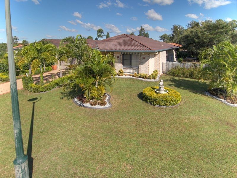 1 Brookfield Court, Parkinson QLD 4115