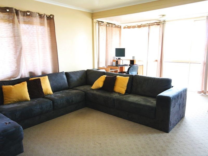 8 Chardean Street, Acacia Ridge QLD 4110