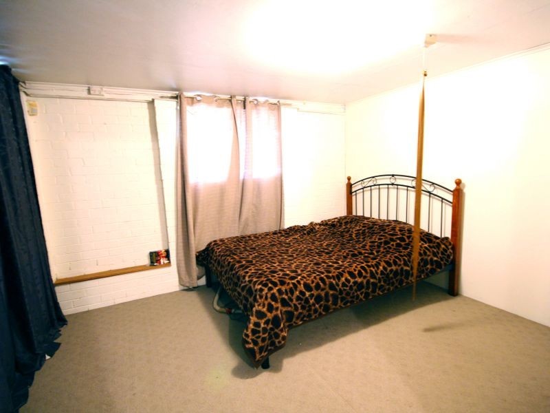 8 Chardean Street, Acacia Ridge QLD 4110