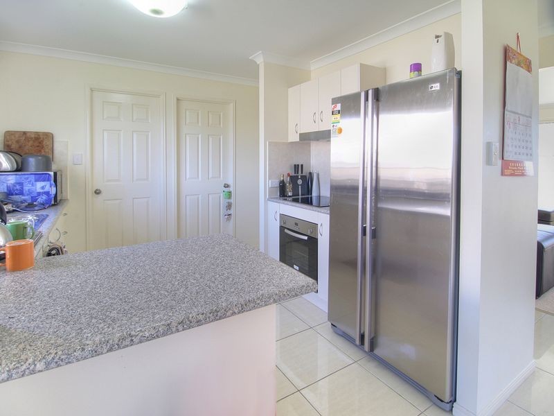 18 Lenton Place, Calamvale QLD 4116