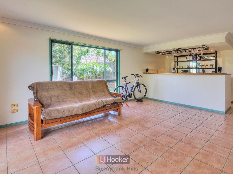 10 Spring Close, Calamvale QLD 4116