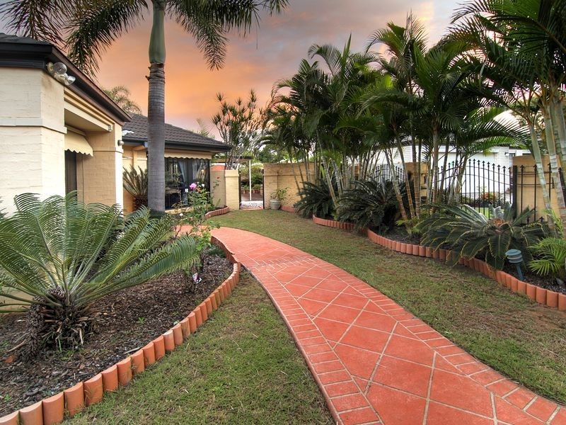 11 Sunrise Close, Runcorn QLD 4113