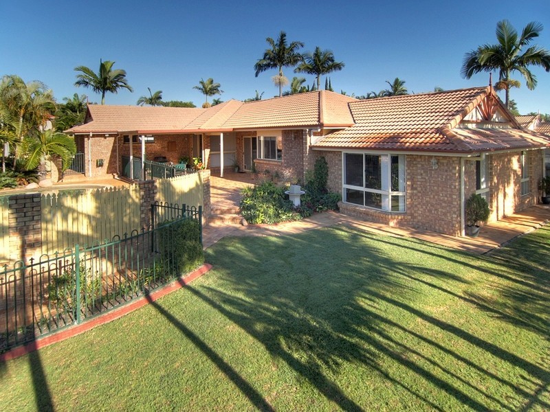 24 Copeton Crescent, Parkinson QLD 4115