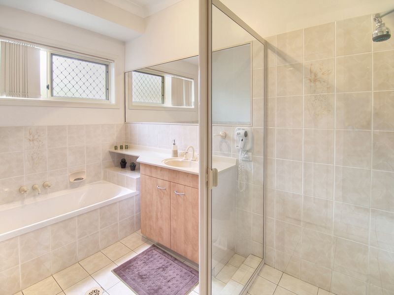 24 Copeton Crescent, Parkinson QLD 4115