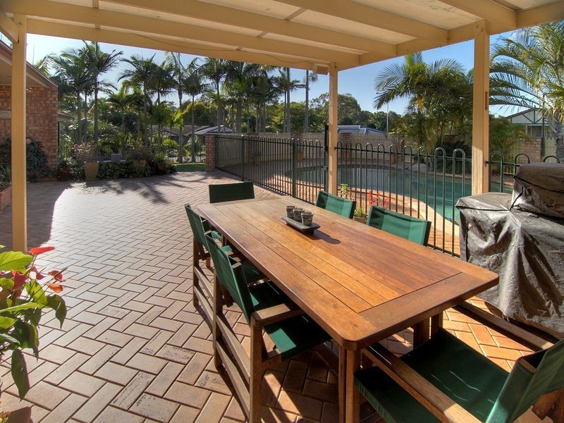 24 Copeton Crescent, Parkinson QLD 4115