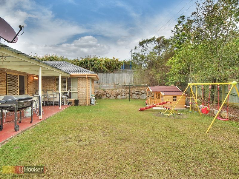 27 Mayfair Place, Stretton QLD 4116