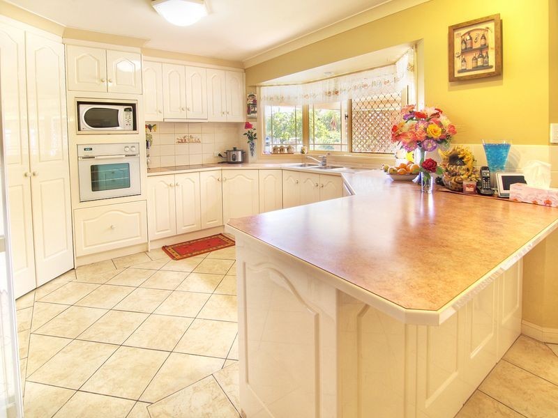 1 Autumn Close, Calamvale QLD 4116