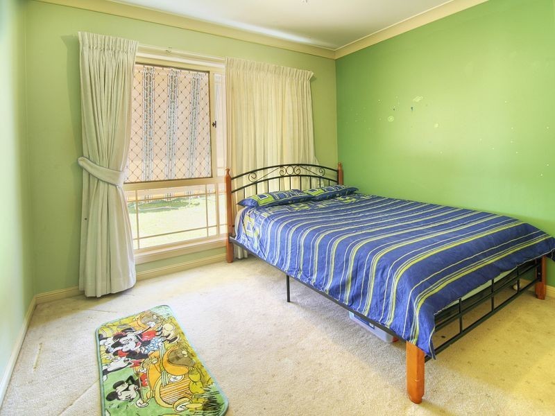 1 Autumn Close, Calamvale QLD 4116