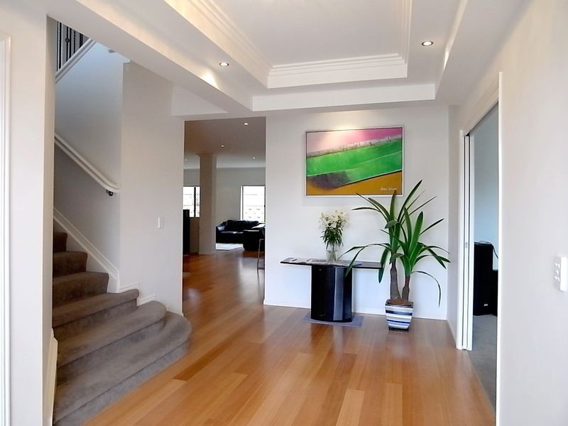 35 Manor Street, Eight Mile Plains QLD 4113