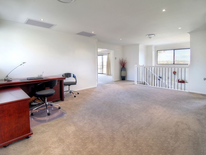 35 Manor Street, Eight Mile Plains QLD 4113