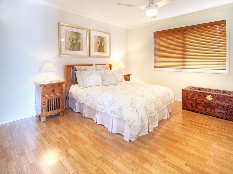 60 Lake Eyre Crescent, Parkinson QLD 4115