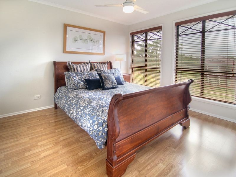 60 Lake Eyre Crescent, Parkinson QLD 4115