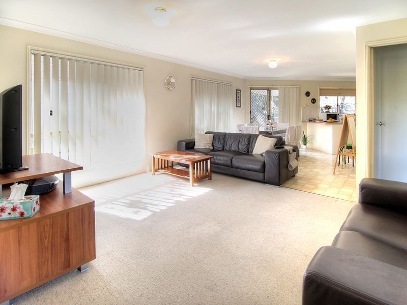 8 Wilshire Place, Runcorn QLD 4113