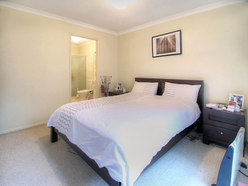 8 Wilshire Place, Runcorn QLD 4113