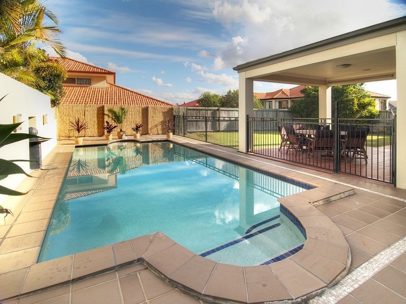 79 White Cedar Circuit, Stretton QLD 4116