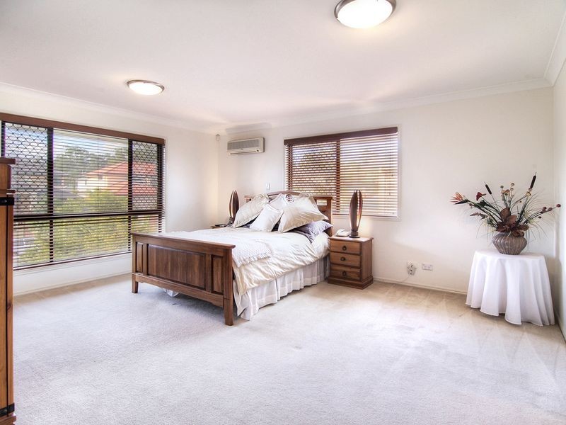 79 White Cedar Circuit, Stretton QLD 4116