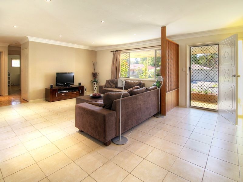 7 Dunstable Street, Macgregor QLD 4109