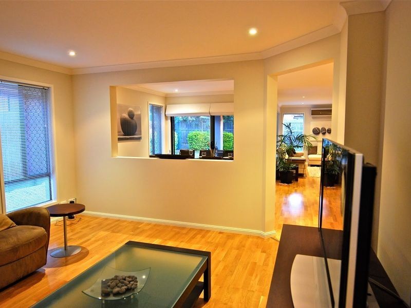 78 Woodlark Crescent, Parkinson QLD 4115