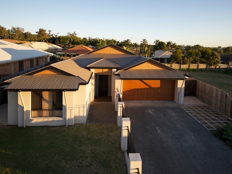 78 Woodlark Crescent, Parkinson QLD 4115