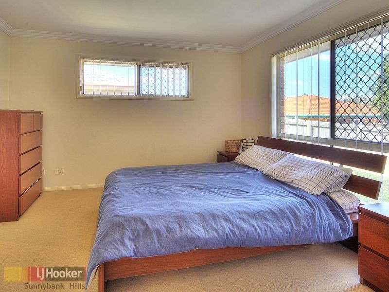 7 Newland Crescent, Parkinson QLD 4115