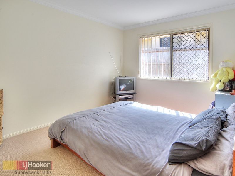 7 Newland Crescent, Parkinson QLD 4115