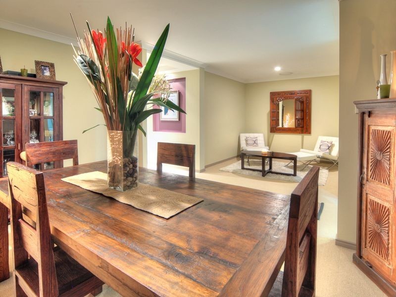 12 Lincon Place, Parkinson QLD 4115