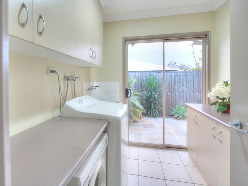 12 Lincon Place, Parkinson QLD 4115