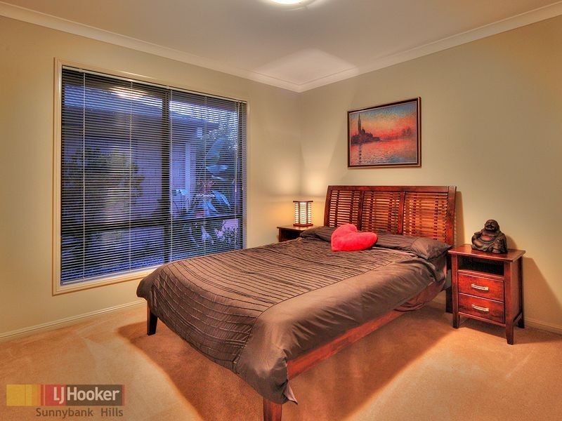 20 Finke Close, Parkinson QLD 4115