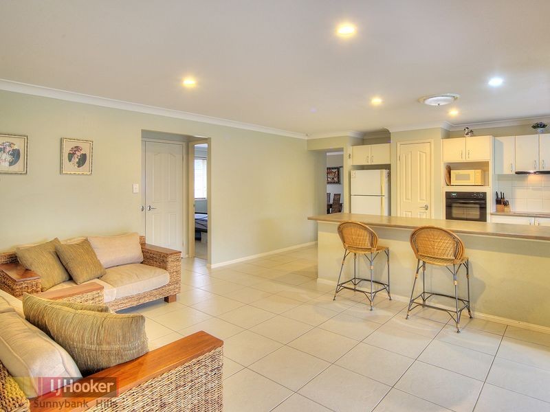 23 Lamington Place, Parkinson QLD 4115