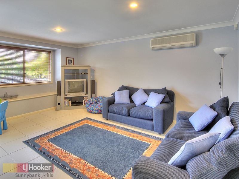 23 Lamington Place, Parkinson QLD 4115