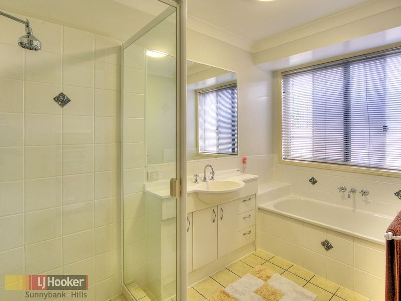 23 Lamington Place, Parkinson QLD 4115