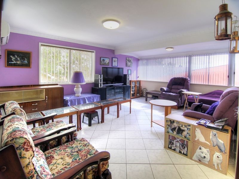 3 Bronte Place, Eight Mile Plains QLD 4113