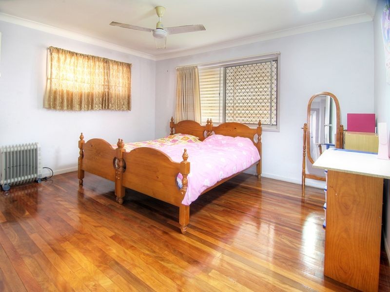 22 Devonlea Street, Eight Mile Plains QLD 4113