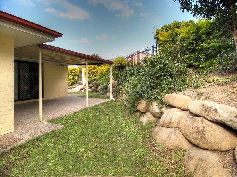 12 Mayfair Place, Stretton QLD 4116