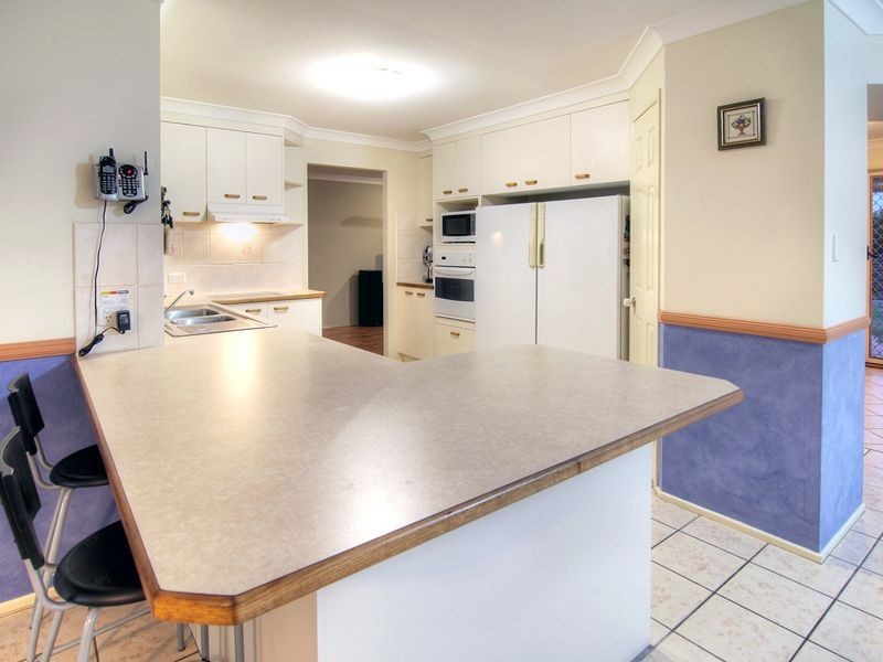 11 Branxton Place, Parkinson QLD 4115