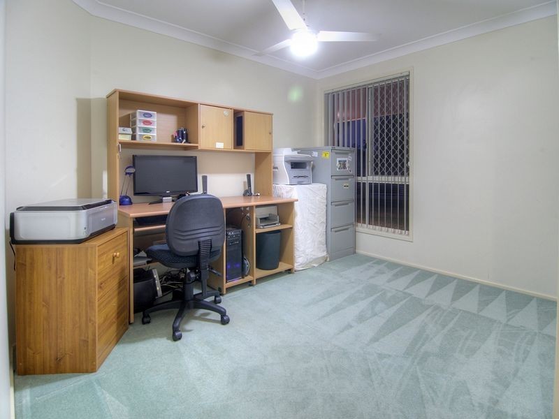 11 Branxton Place, Parkinson QLD 4115